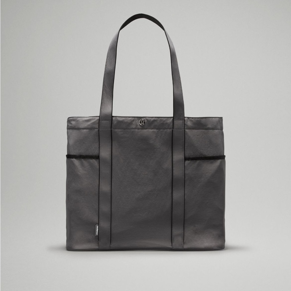 Lululemon Multi Pocket Tote